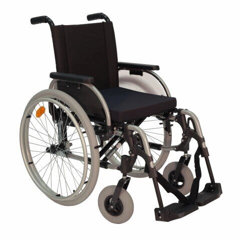 Кресло-коляска Отто Бокк "Старт Эффект" 43 см (серебристый металлик) (прогулочная, колеса пневмо)