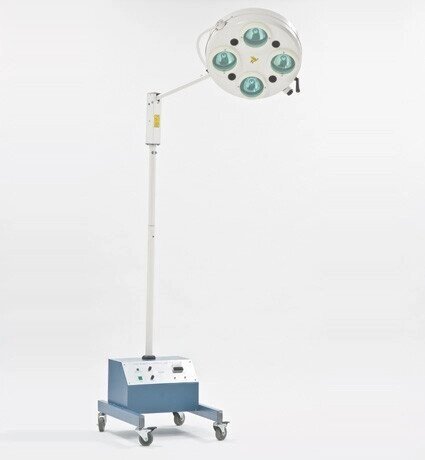 Светильник хирургический передвижной L7412 от компании Арсенал ОПТ - фото 1