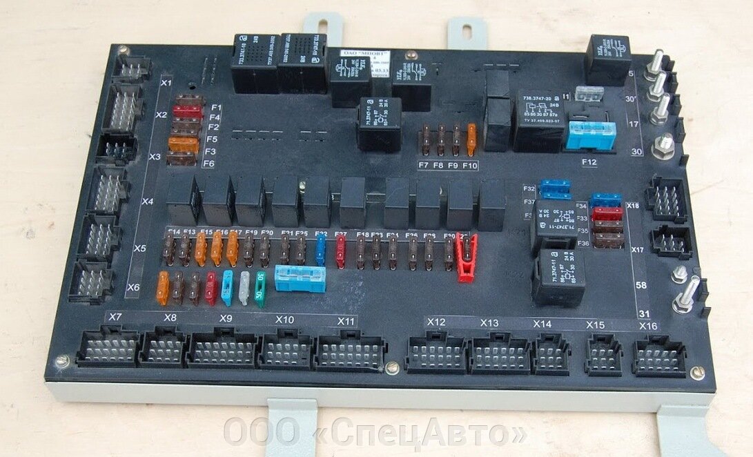 Блок монтажный МАЗ-5440А9(ЕВРО-4) коммутации (с дополнительным выводом) МПОВТ