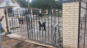 Калитка и ворота кованые распашные
